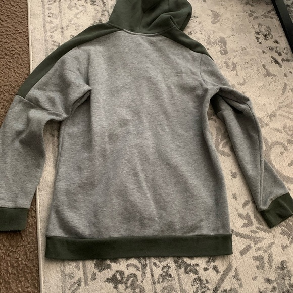 Boys champion jacket - Picture 2 of 3